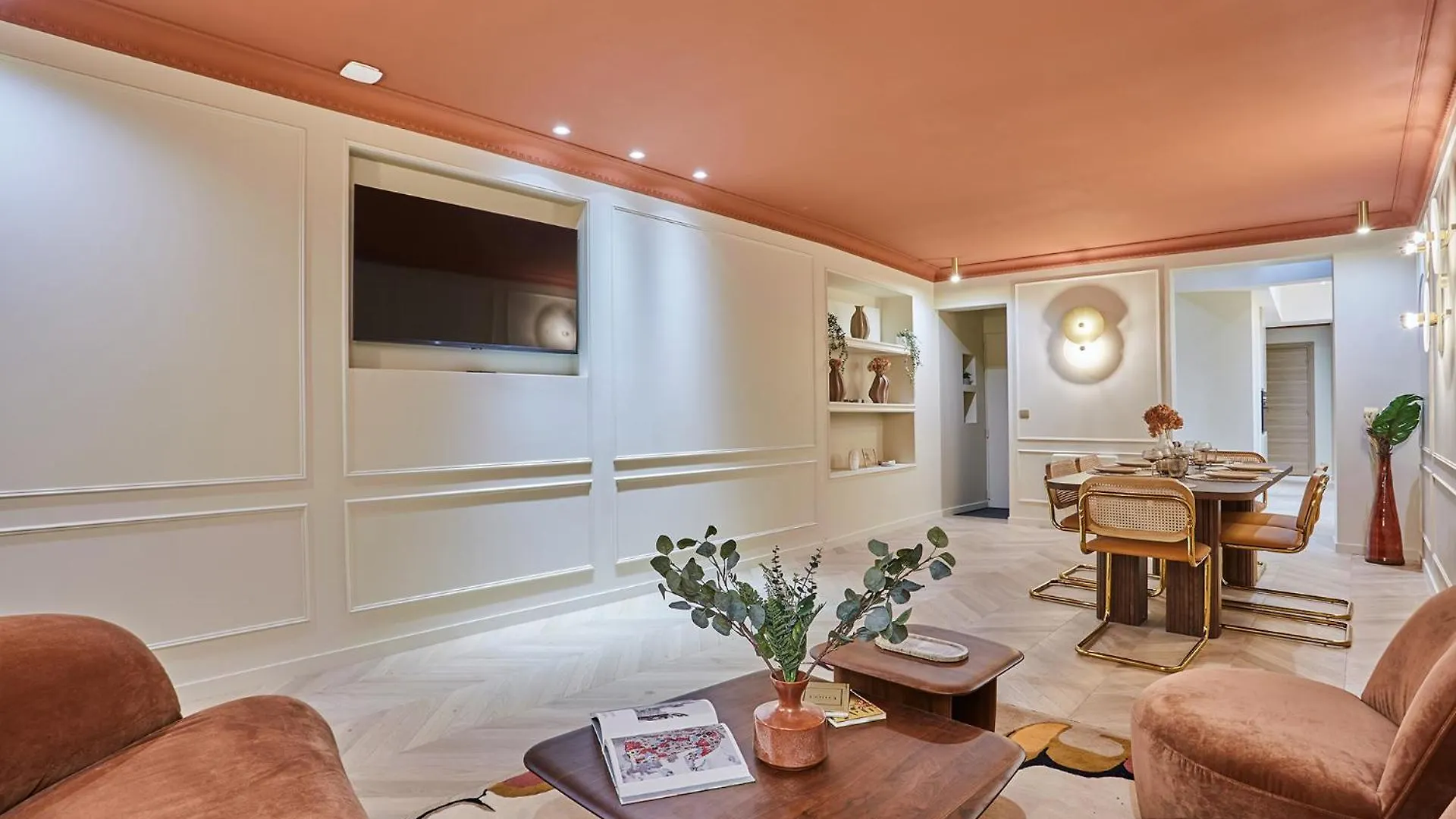 Apartment 3 Bedrooms Center Of Paris By Studio Prestige